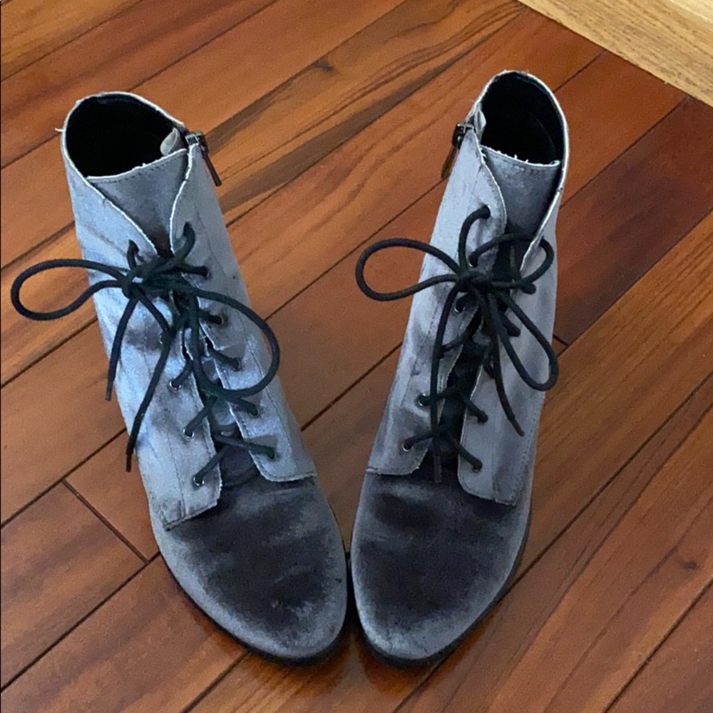 Dolce Vita booties